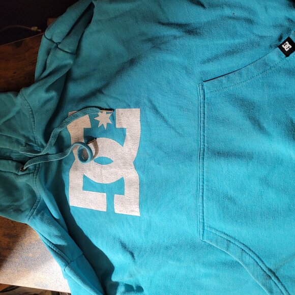 DC Shoes hoodie Turquoise Size Small Dc Shoes Hoodie RARE COLORWAY pullover - Picture 7 of 7